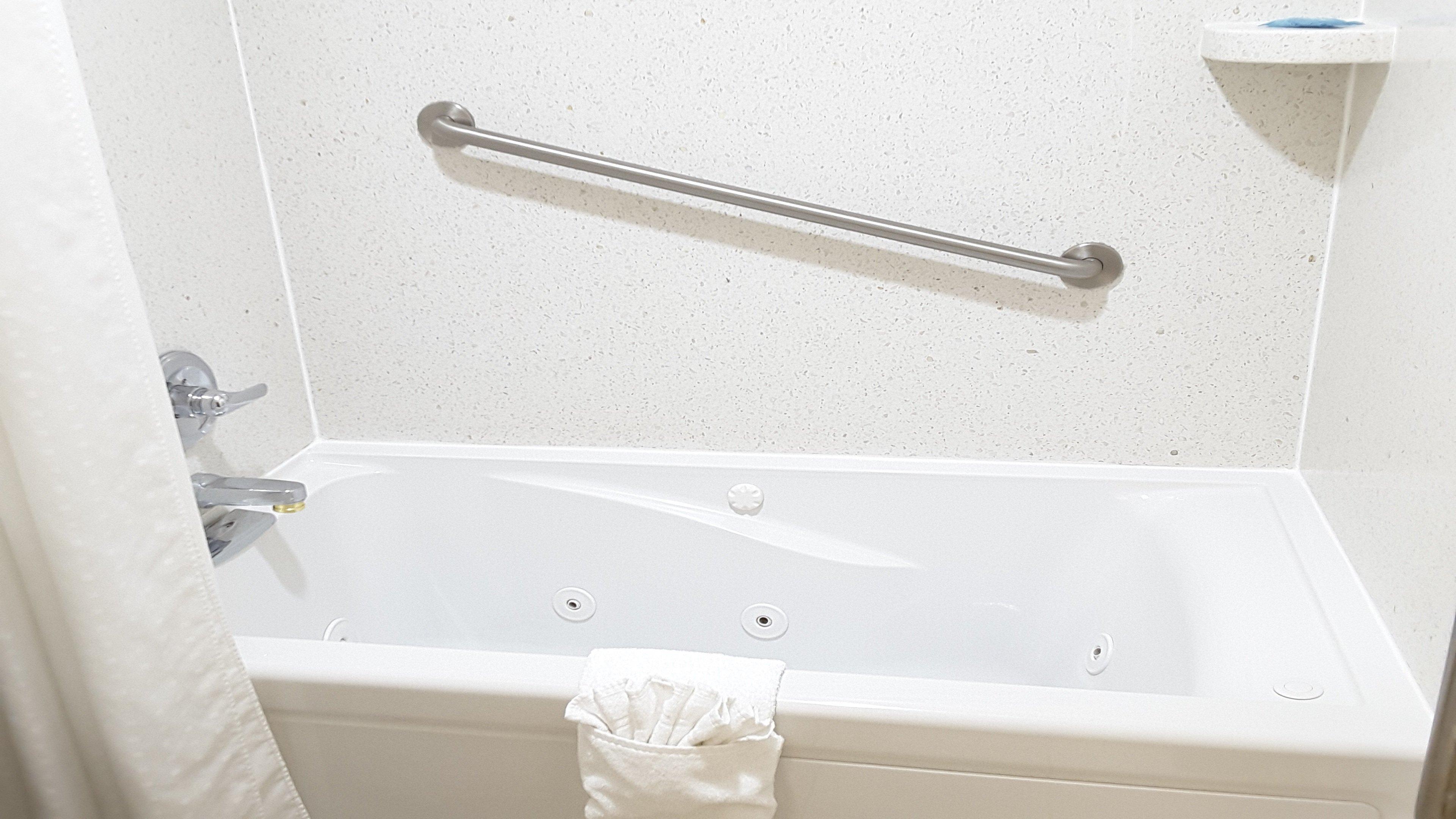 Holiday Inn Express Hotel & Suites Lawrenceville By Ihg Екстериор снимка