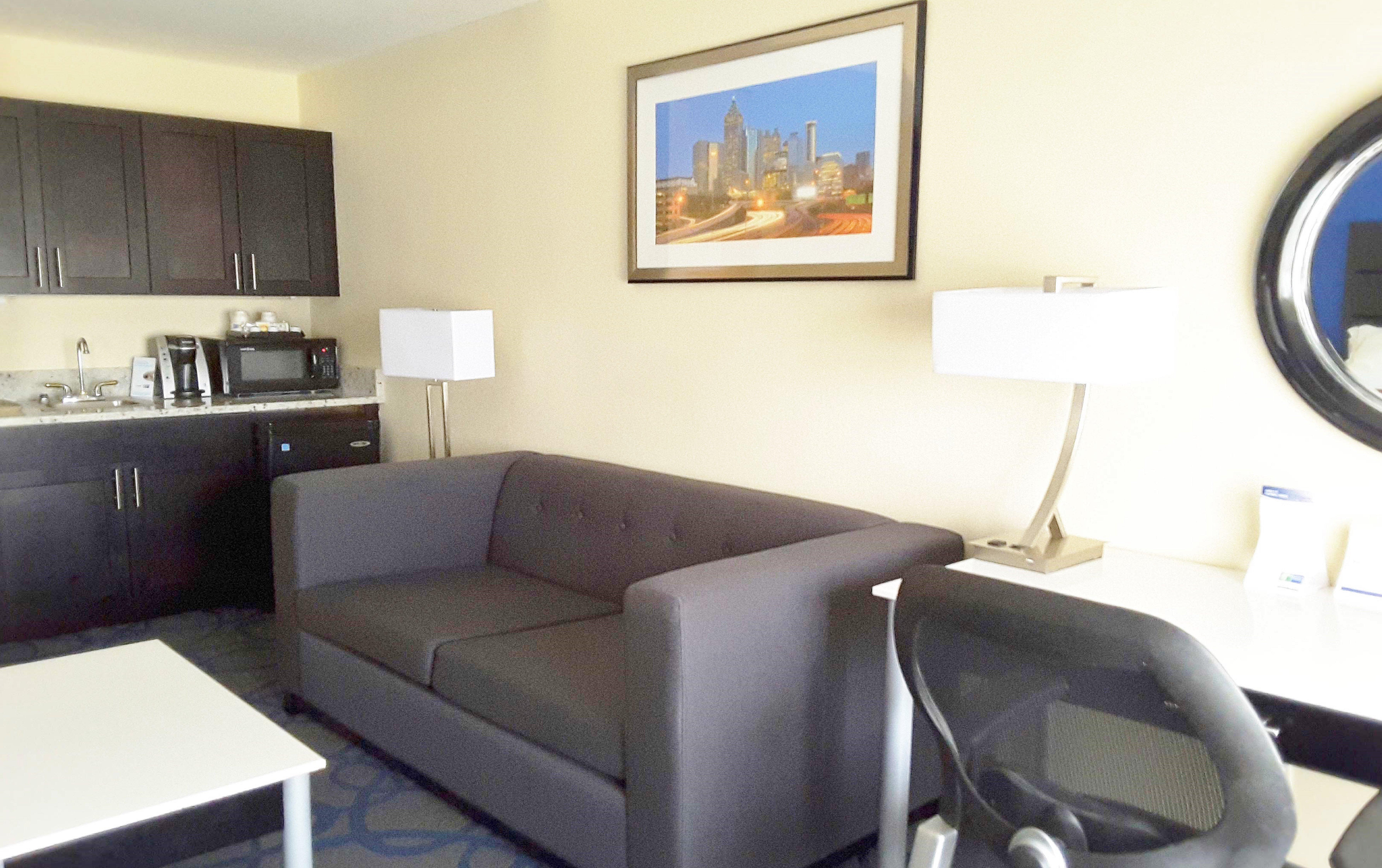 Holiday Inn Express Hotel & Suites Lawrenceville By Ihg Екстериор снимка