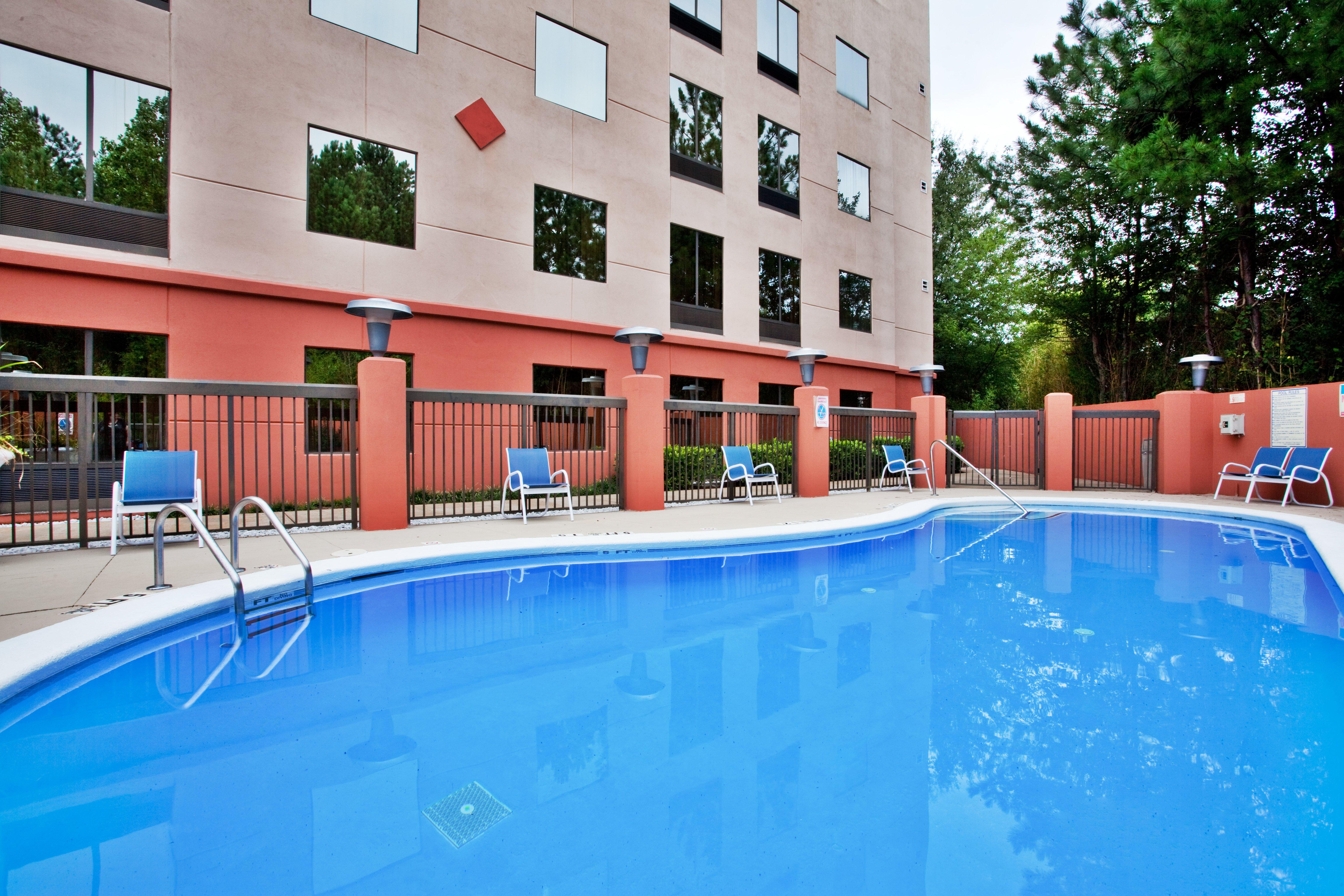 Holiday Inn Express Hotel & Suites Lawrenceville By Ihg Екстериор снимка