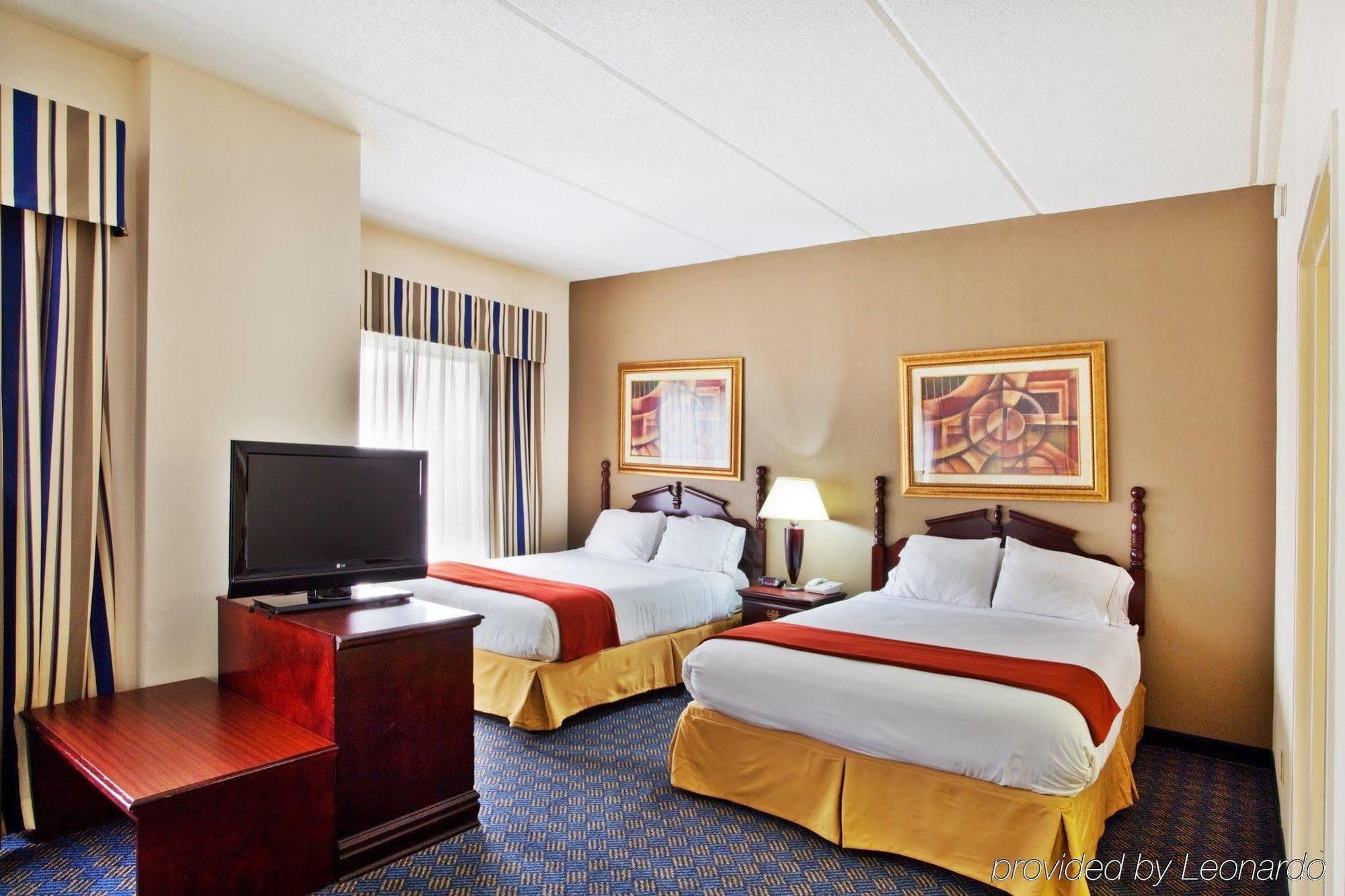 Holiday Inn Express Hotel & Suites Lawrenceville By Ihg Екстериор снимка