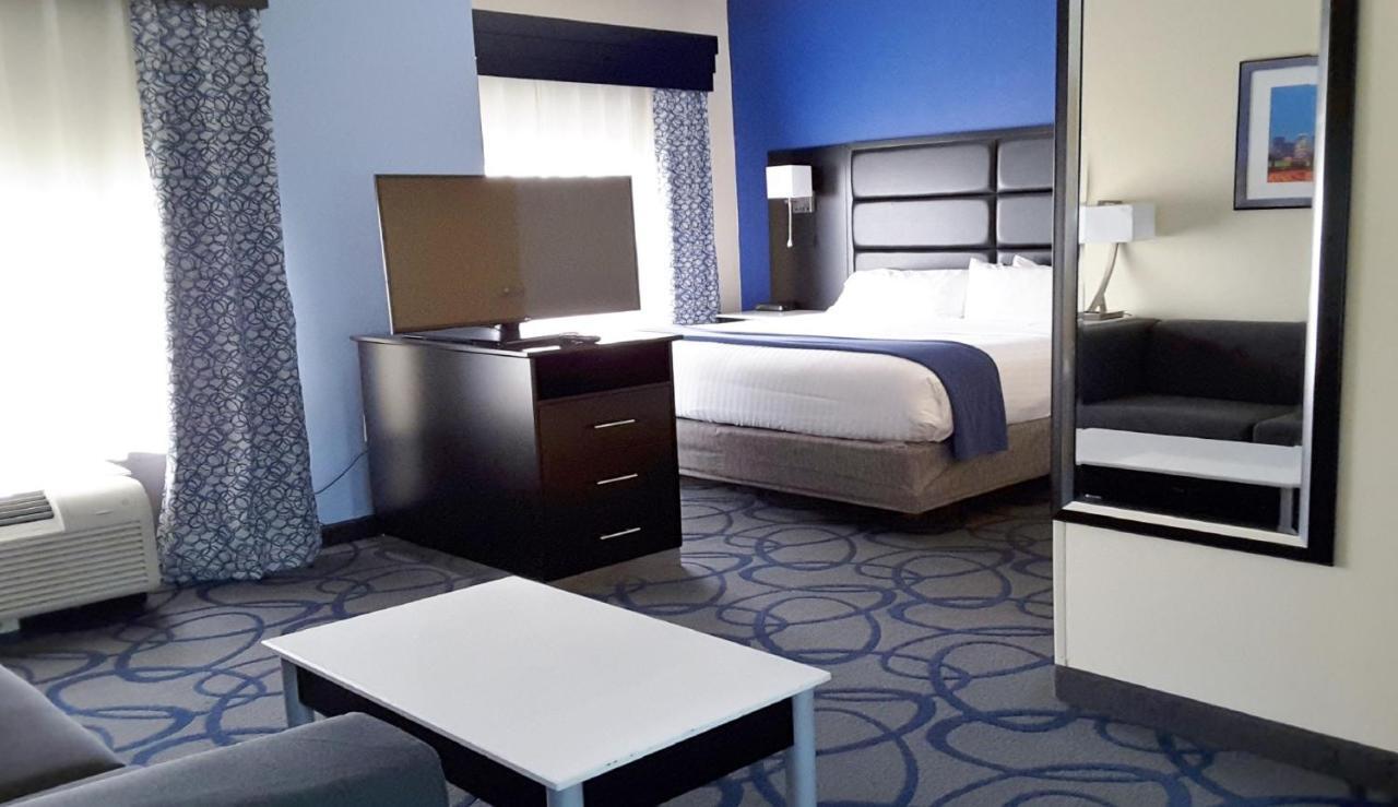 Holiday Inn Express Hotel & Suites Lawrenceville By Ihg Екстериор снимка